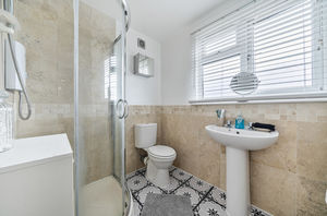 En suite- click for photo gallery